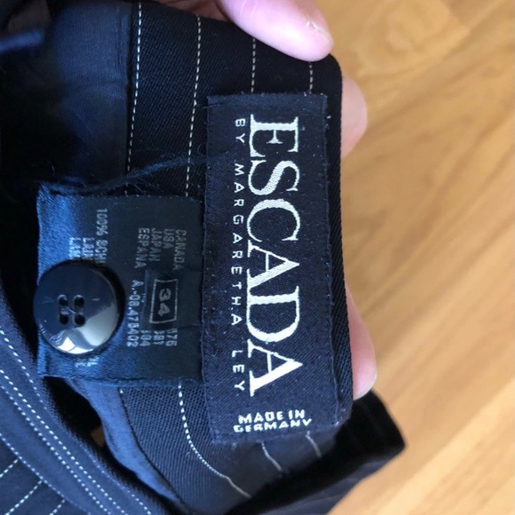 Escada striped skirt suit - Picture 7 of 8